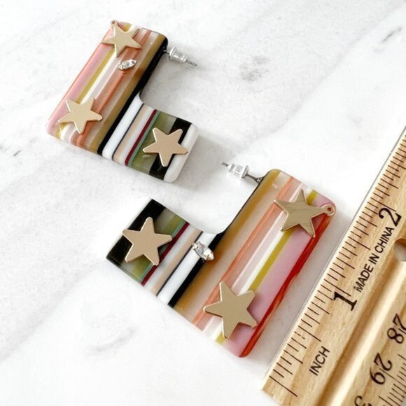 Star Resin Block Earrings - Picture 4 of 4